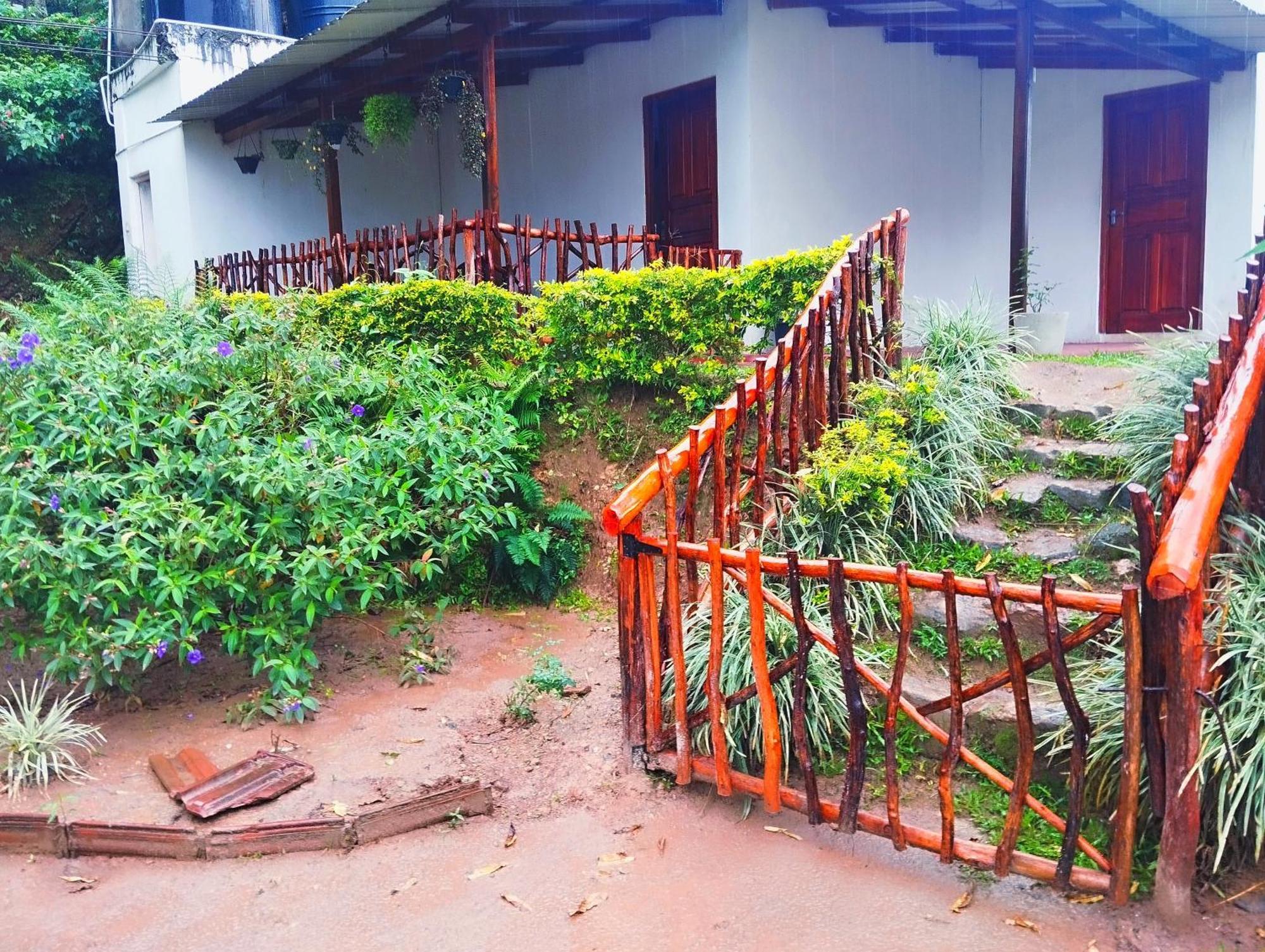 Ella Hotel Upper Hill Bagian luar foto