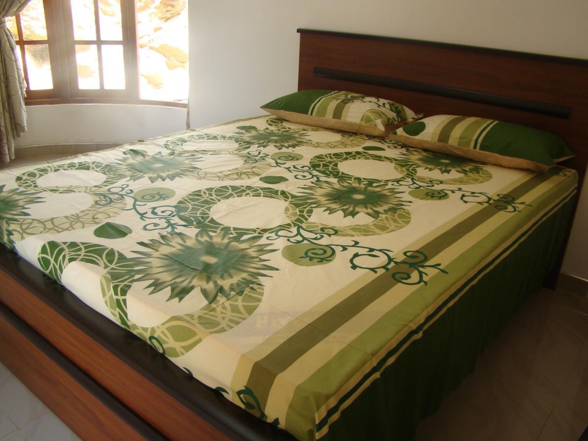 Ella Hotel Upper Hill Bagian luar foto